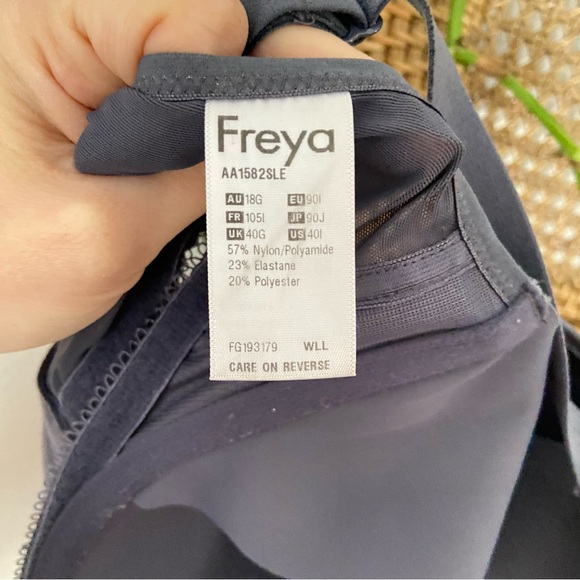 SOLD Freya underwire pure sculpt molded nursing bra US 40I / UK 40G gray unlined - Picture 9 of 9